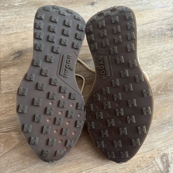 Hogan H641 Women's Suede Sneakers Shoes Size 38 Beige Memory Foam Wedge Italy - Picture 12 of 13